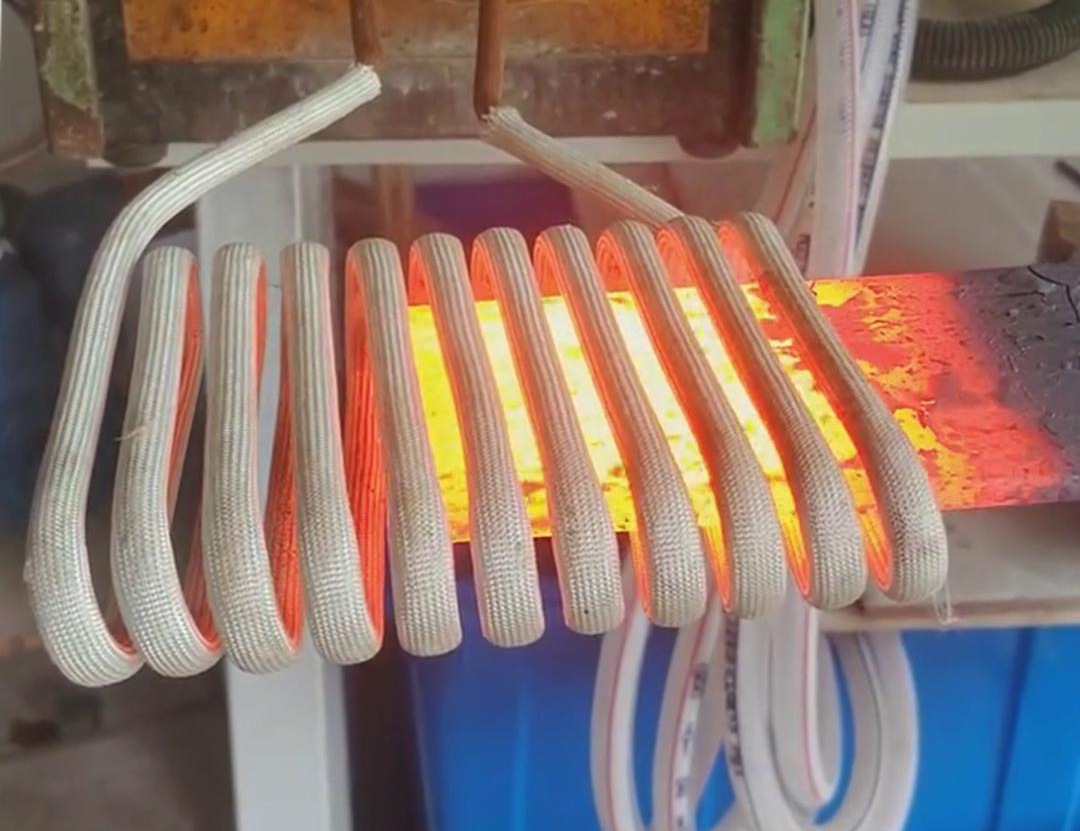 40KW高頻感應加熱設備在加熱10mm厚鋼板方面