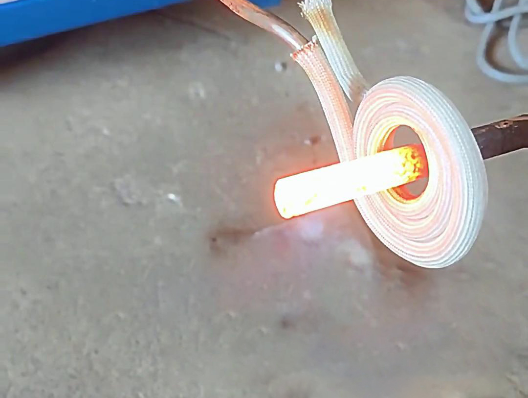 海拓 220V 高頻加熱機，解決金屬熱加工環(huán)節(jié)面臨諸多困擾