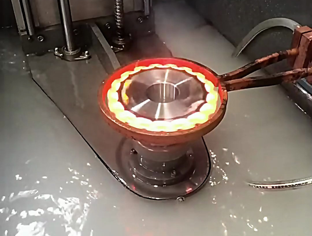 IGBT 變頻高頻淬火機(jī)床：鏈輪齒輪淬火的高效精準(zhǔn)